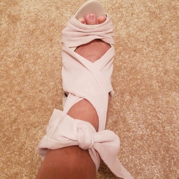 Shoes - Picture 1 of 8